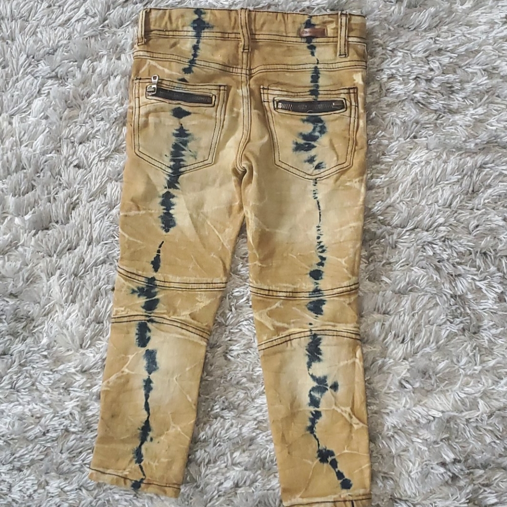 Matching Jean Set - Picture 6 of 7